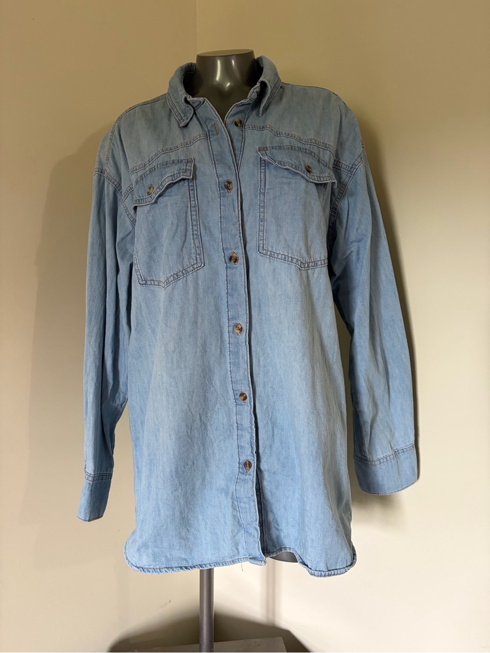 Sofia jeans by Sophia Vergara denim shirt women’s medium oversized boyfriend